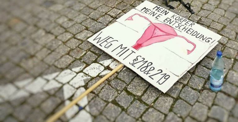 Presse „Weg mit § 219a“